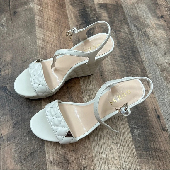 Guess Quilted Wedges Size 6 - Picture 8 of 8